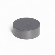 10-V Small Ceramic Magnet